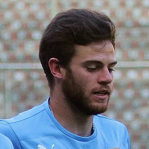 Nahitan Nández
